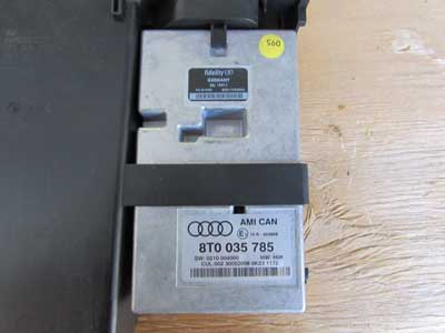 Audi OEM A4 B8 AMI CAN Music MM2 iPod USB Interface w/ Housing 8T0035785 2009 2010 2011 2012 A5 S5 Q54